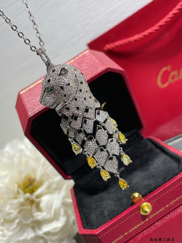 Car Necklace 025