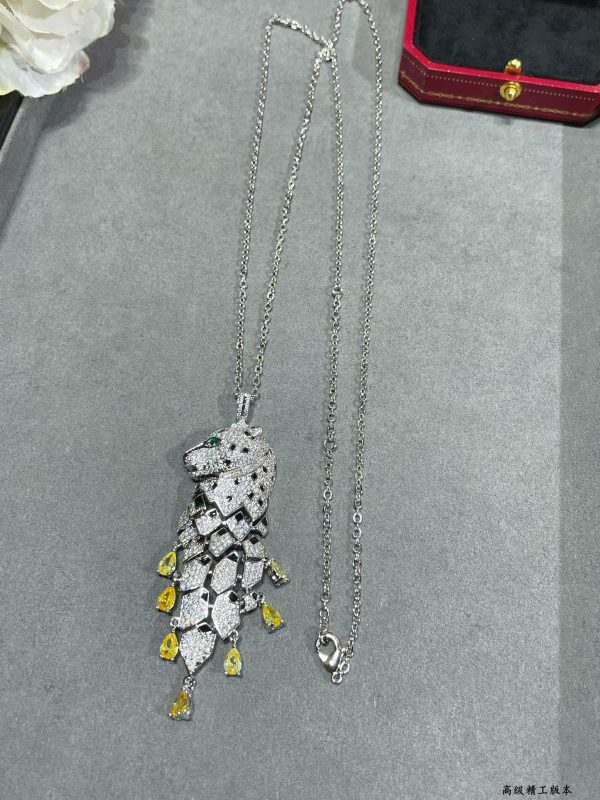 Car Necklace 025