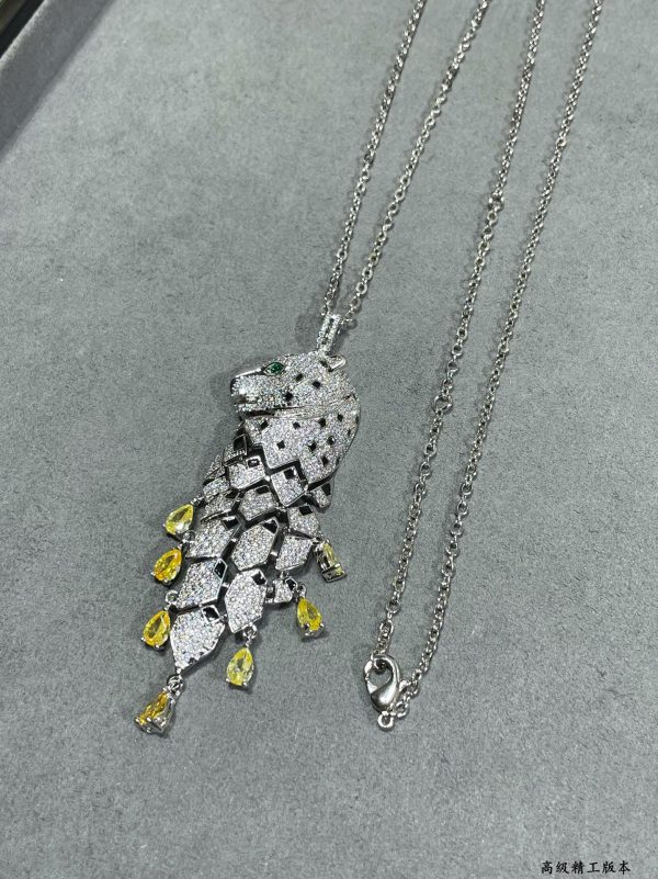 Car Necklace 025
