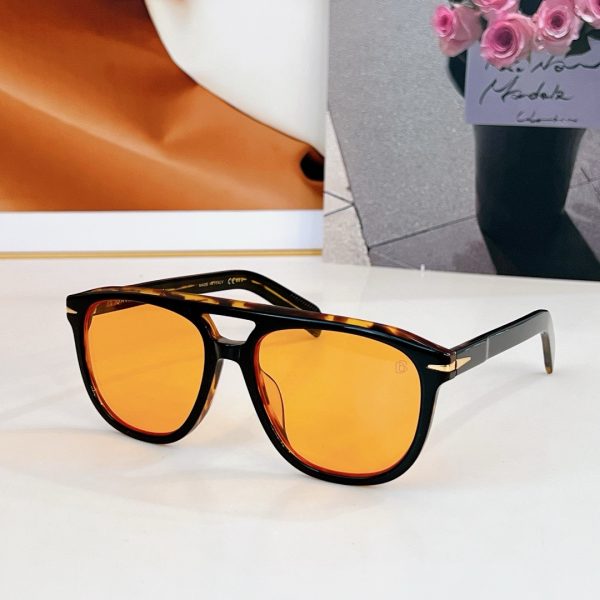 DAVID BECKHA* Eyewear SIZE: 56-17-145