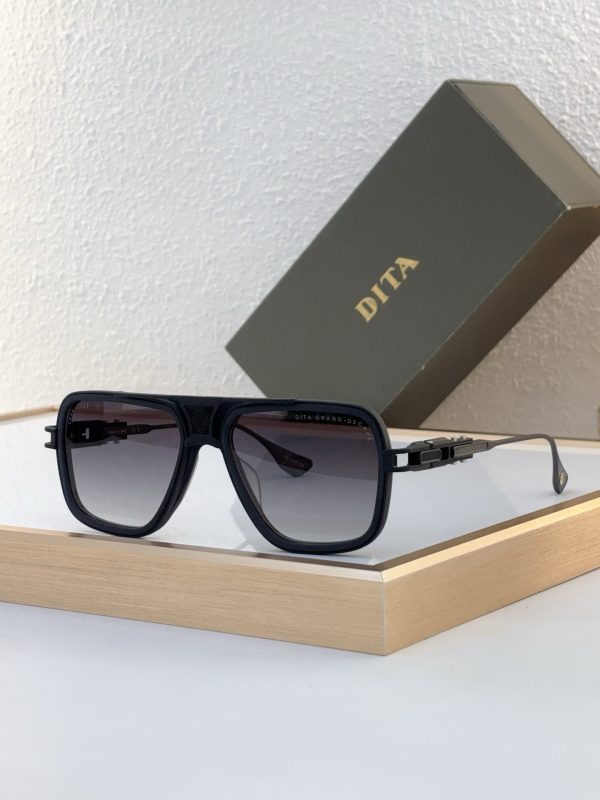D*TA Eyewear SIZE: 995-30-125