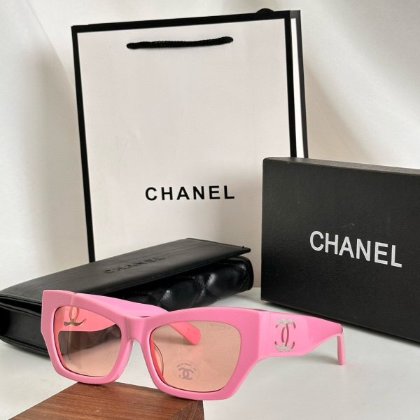 CC* Eyewear SIZE: