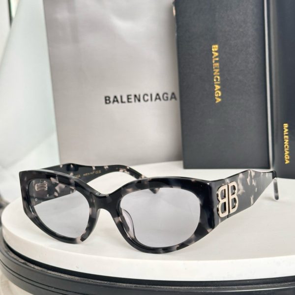 BALE**IAGA Eyewear SIZE: 66-16-145