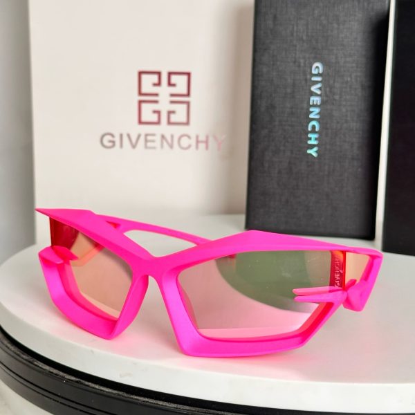 GIVENCH* Eyewear SIZE: