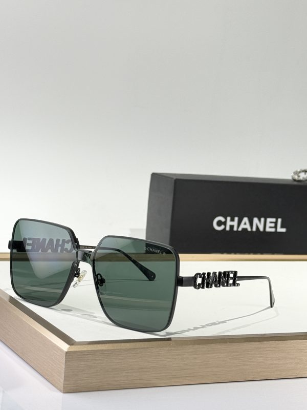 CC* Eyewear SIZE: 63-15-142