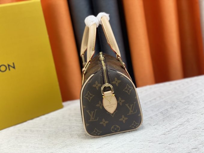 M46222 Woman Handbag 20.5 X 13.5 X 12Cm - Image 7