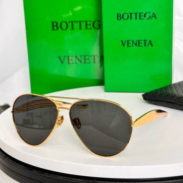 BOTTEG* VENE*A Eyewear SIZE: 64-13-135
