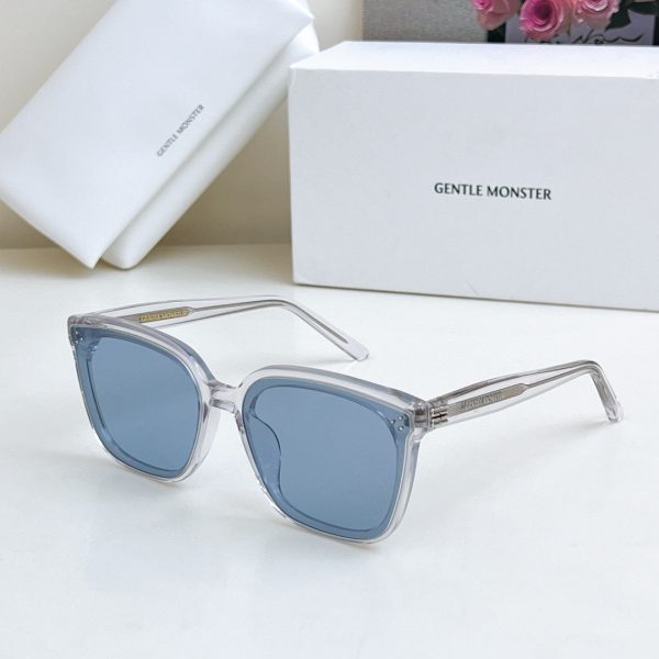 GENTLE MONSTE* Eyewear SIZE: 64-18-147