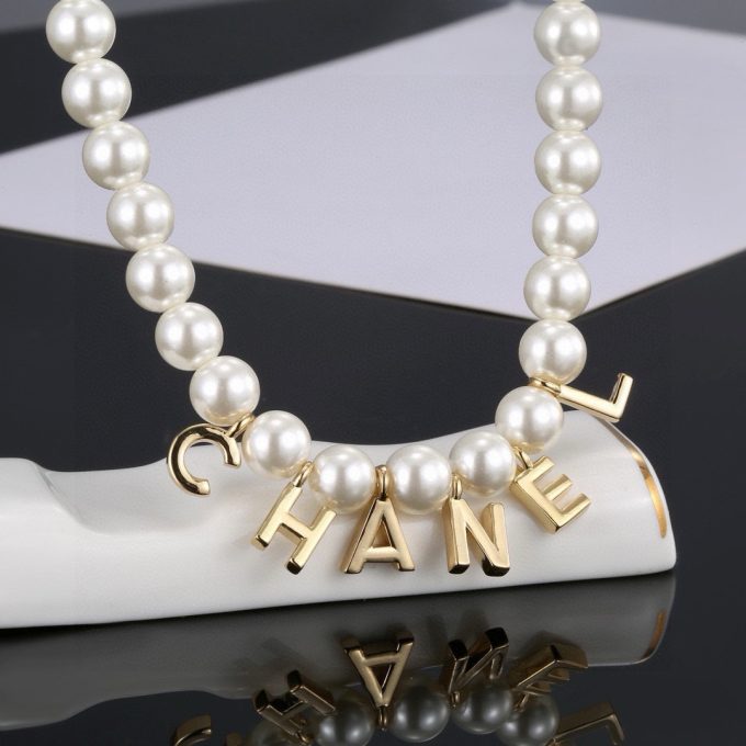 cc New Arrival Necklace 009 - Image 4