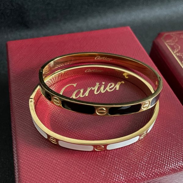 Car Bracelet 011