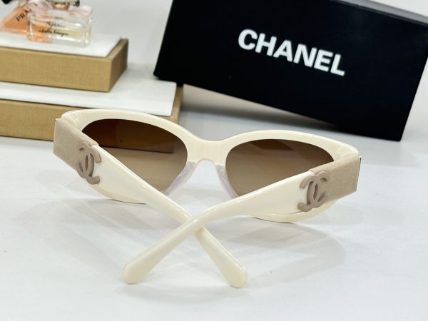 CC* Eyewear SIZE: 66-14-145