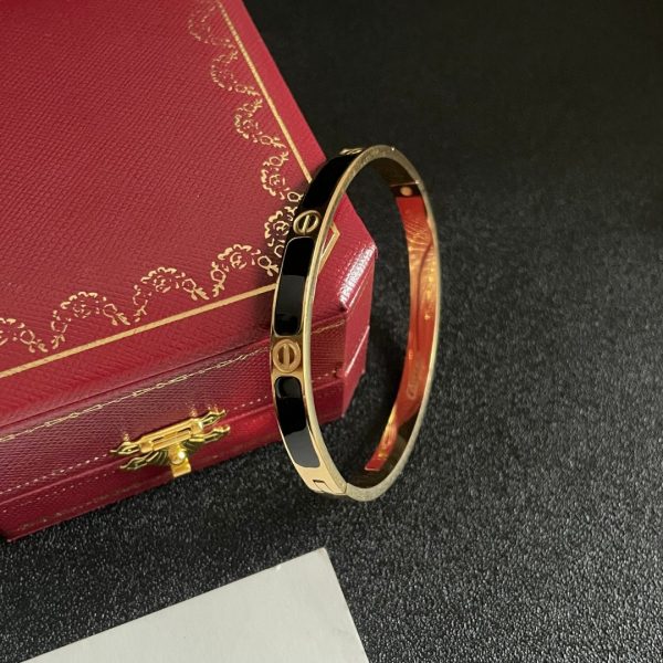 Car Bracelet 011
