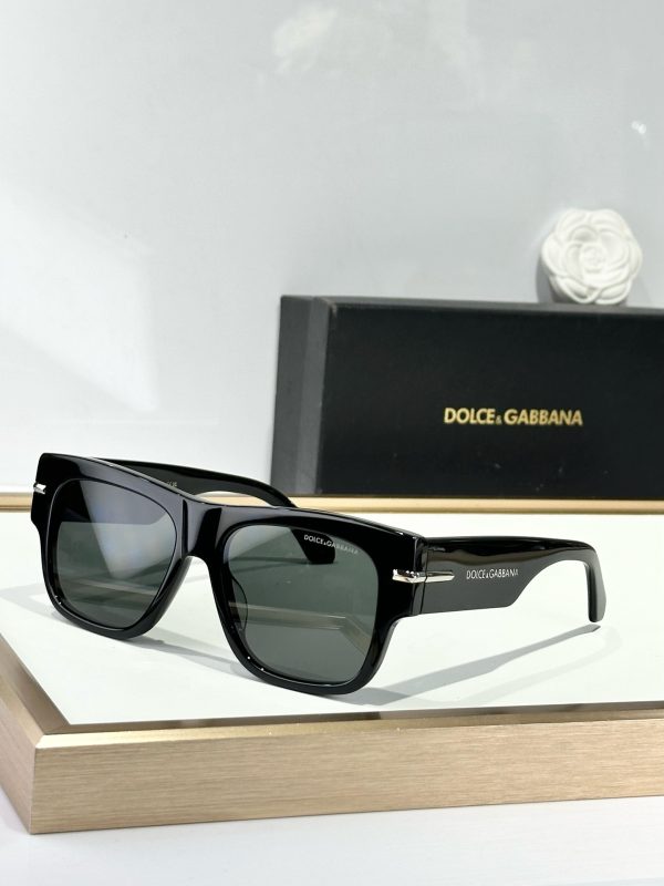 D*G Eyewear SIZE: 54-17-145