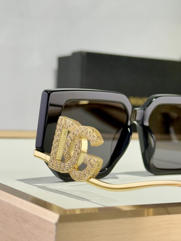 D*G Eyewear SIZE: 52-16-140