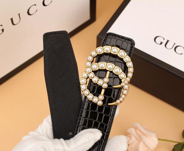2 styles of  double G pearl belt
