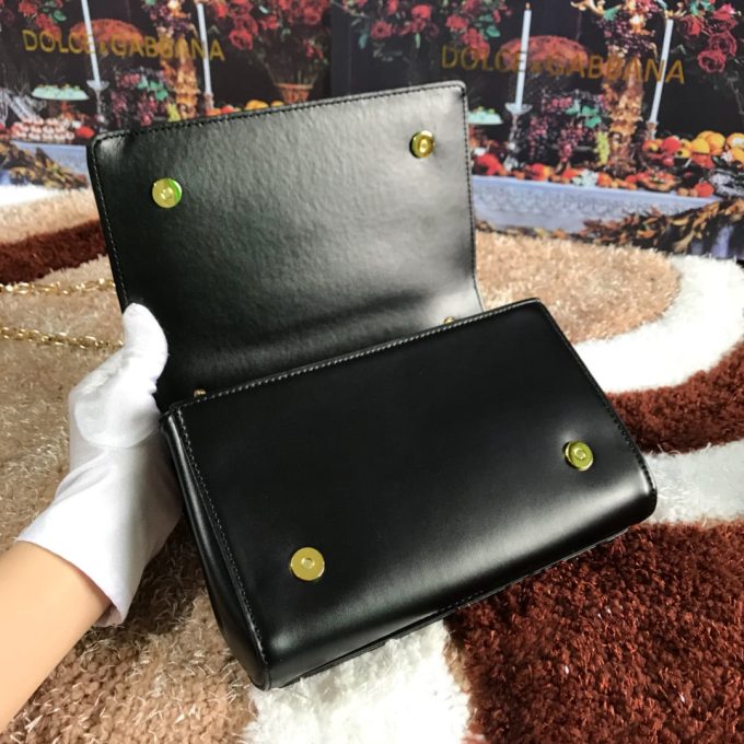 D AND G Girls Phone Bag In Smooth Calfskin - Image 5
