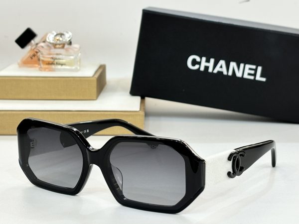 CC* Eyewear SIZE: 66-14-145