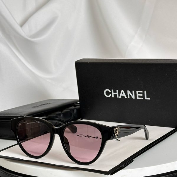 CC* Eyewear SIZE: