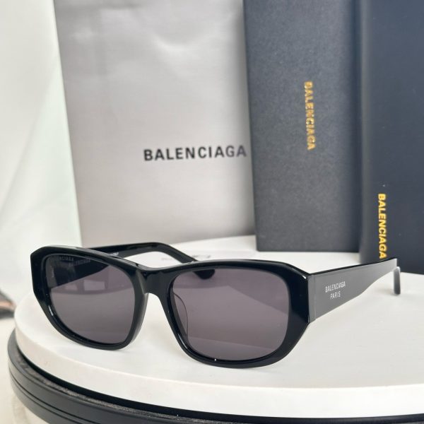 BALE**IAGA Eyewear SIZE: 57-17-145