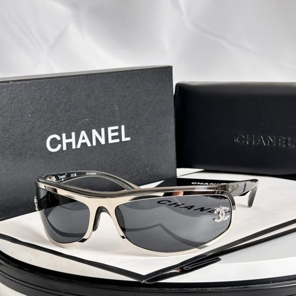 CC* Eyewear SIZE: