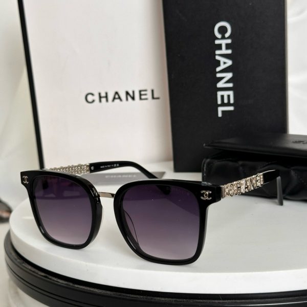 CC* Eyewear SIZE: 53-21-145