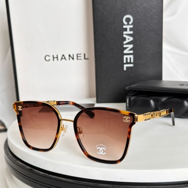CC* Eyewear SIZE: 54-18-140