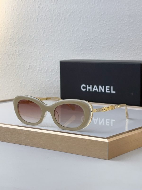 CC* Eyewear SIZE: 50-23-145