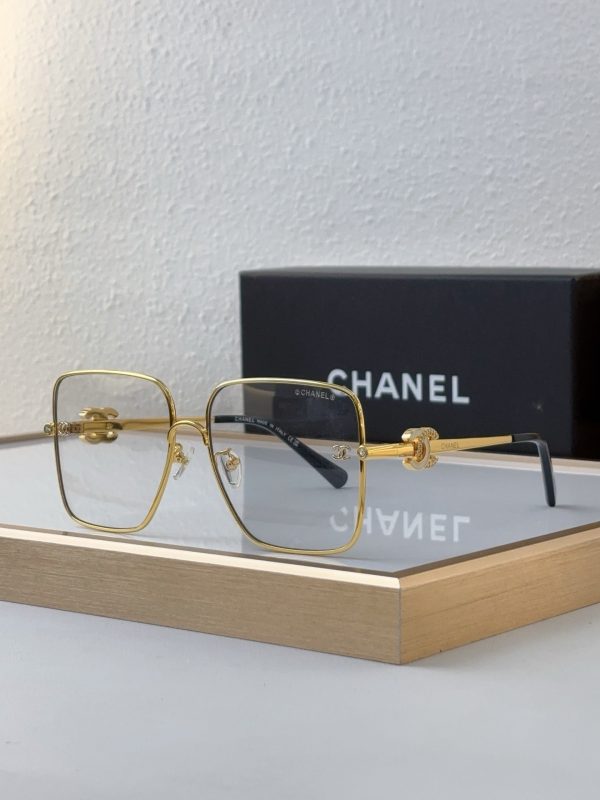 CC* Eyewear SIZE: 60-17-145