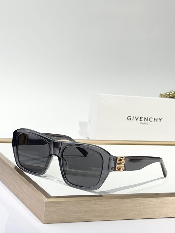 GIVENCH* Eyewear SIZE: 56-17-135
