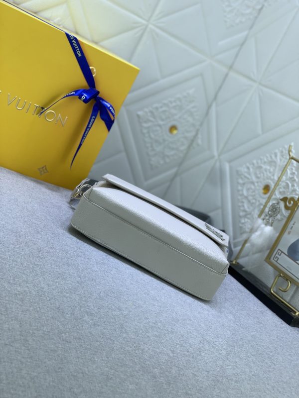 2 Color M22482 Handbag 23.5X18X7Cm