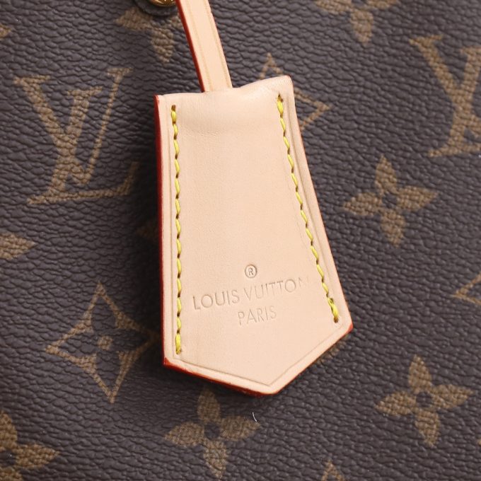 M40155 Handbag 29 X 20 X 13Cm - Image 6