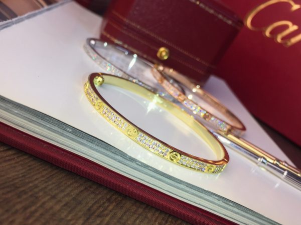 Car bracelet 003