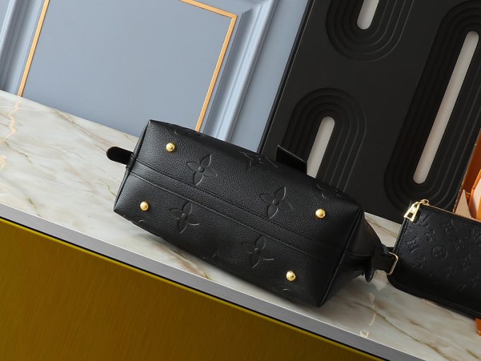 M24141 M46288 M46293 M46277 M46298 M46203 Classic Top Quality 29X24X12Cm Black Real Leather Blue Lining Handbag With Square Pocket Charm Bb-921601 - Image 3
