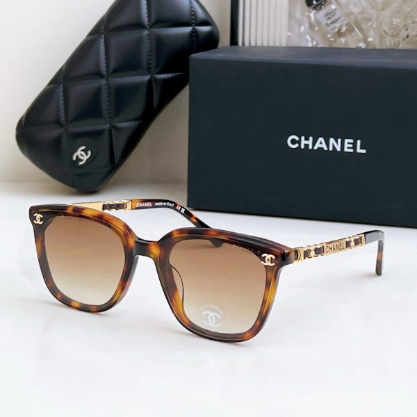 CC* Eyewear SIZE: 62-17-145