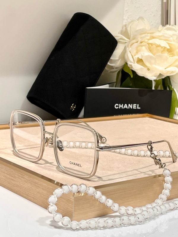CC* Eyewear SIZE: 54-20-145