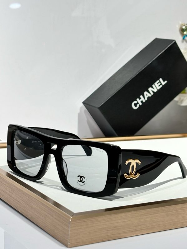 CC* Eyewear SIZE: 54-20-145