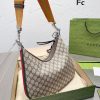 GC484 Gc Attache Small/Large Shoulder Bag