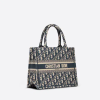 SMALL D BOOK TOTE Blue D Oblique Embroidery (26.5 x 21 x 14 cm)