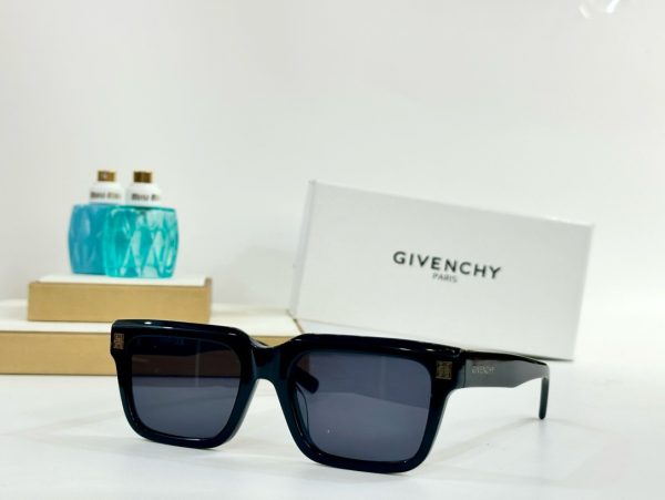 GIVENCH* Eyewear SIZE: 55-15-145