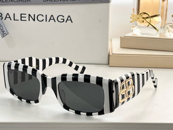 BALE**IAGA Eyewear SIZE: 54-22-145