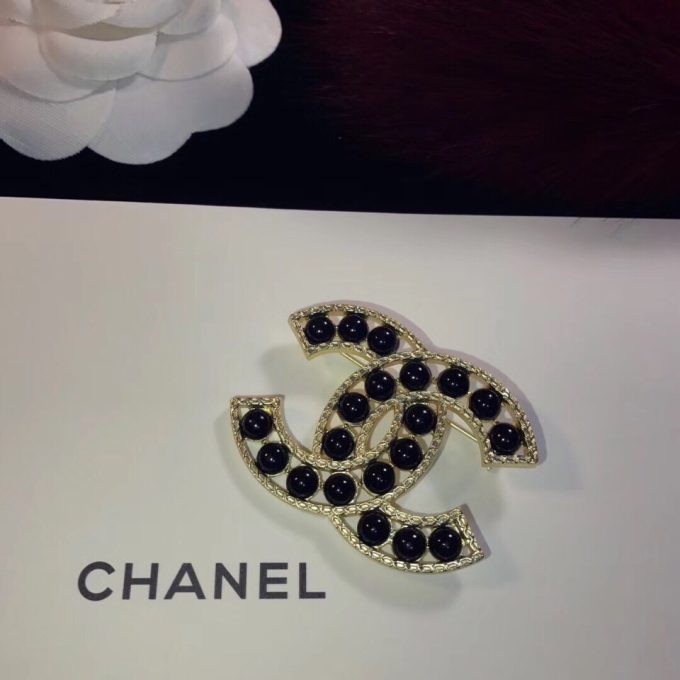 cc Brooch - Image 5