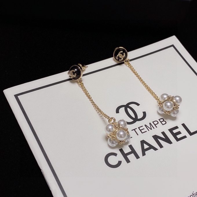 cc Earrings - Image 9