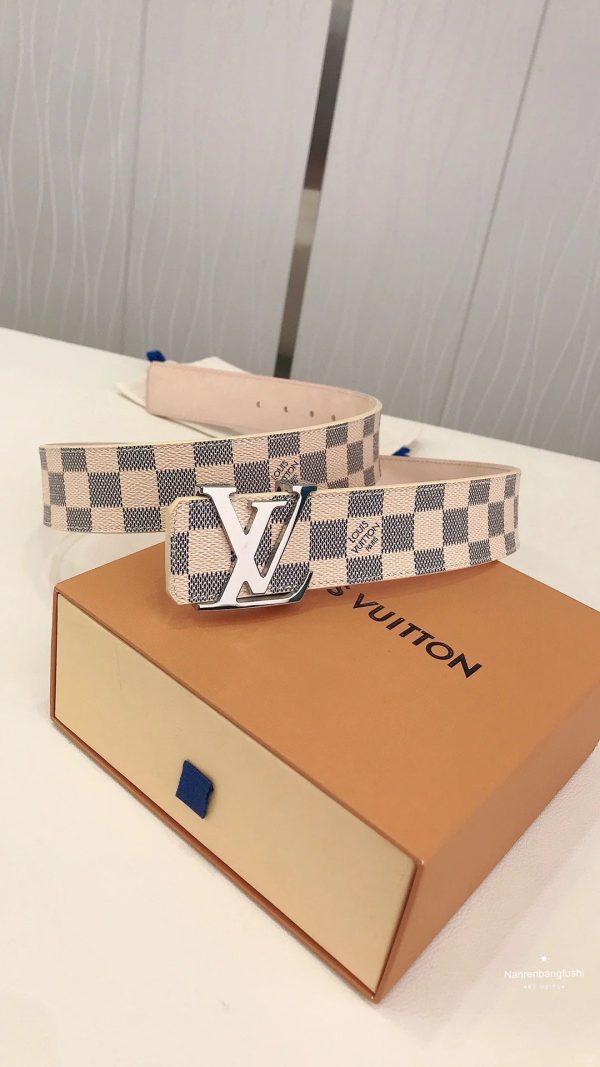 Classic Silver Buckle White Plaid Men's Belt