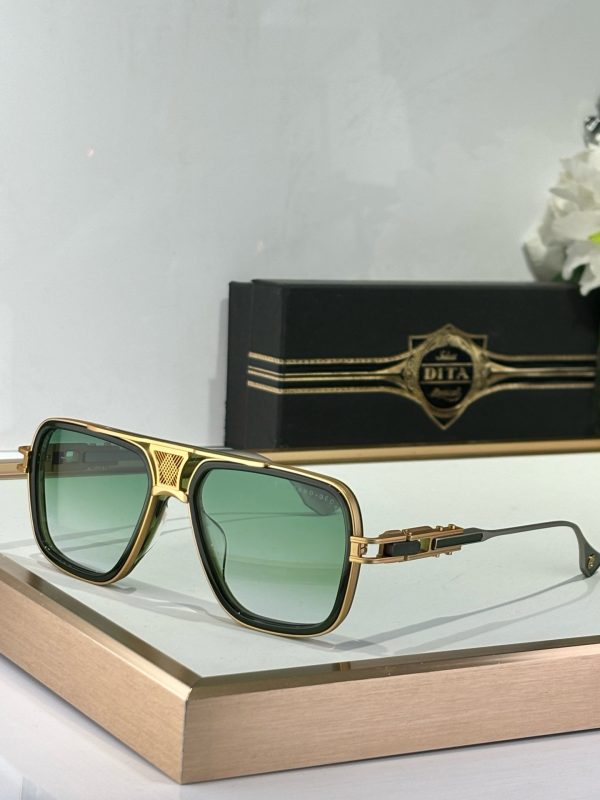 D*TA Eyewear SIZE: 995-30-125