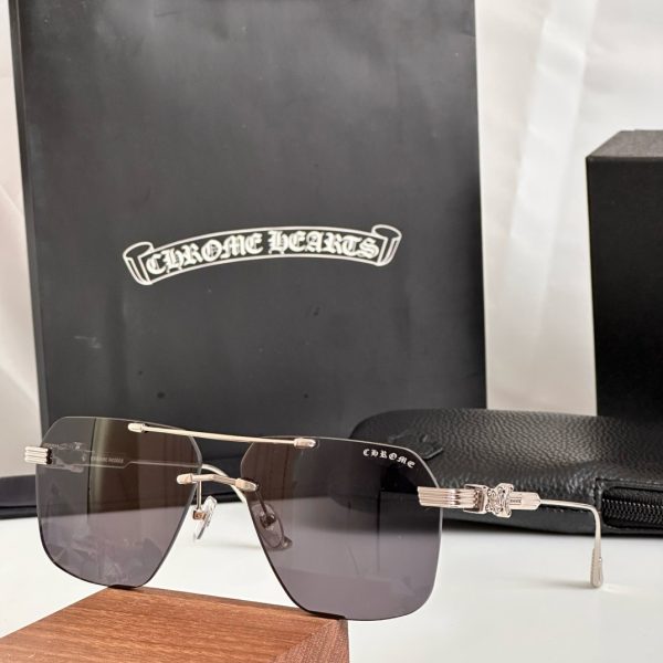 CHROM* HEARTS Eyewear SIZE:
