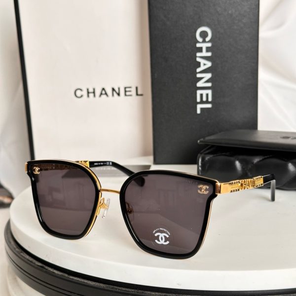 CC* Eyewear SIZE: 54-18-140