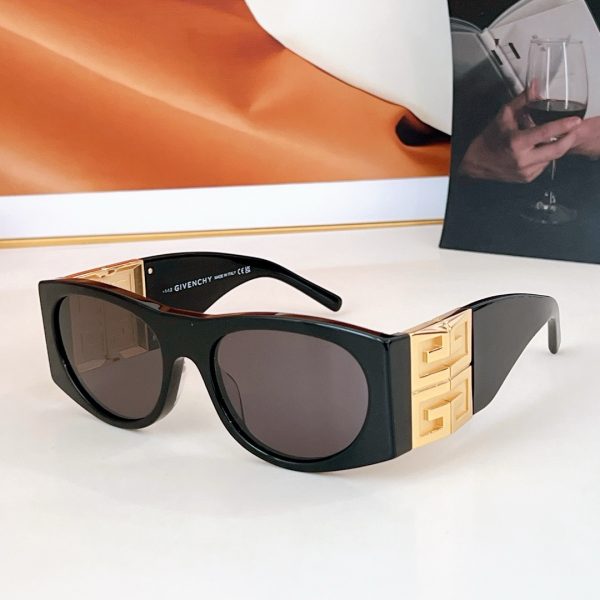 GIVENCH* Eyewear SIZE: 56-18-125