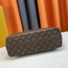 44045 43704 43701Handbag 30×9.5X29Cm