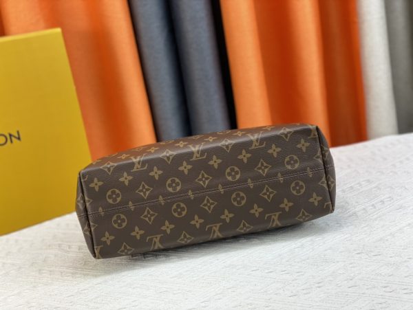 44045 43704 43701Handbag 30×9.5X29Cm