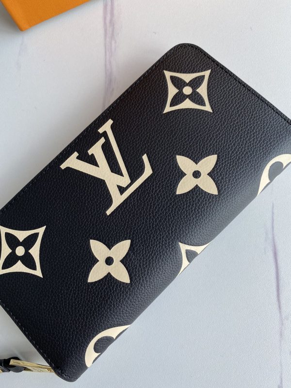 3 Color M69794 Wallet 19.5X10Cm